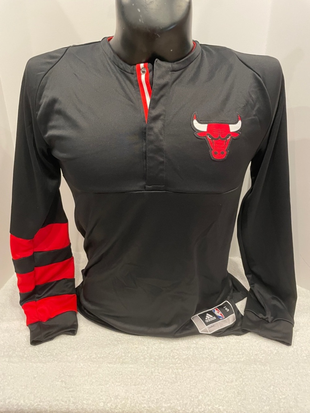 Unisex NBA adidas Black and Red Chicago Bulls Long Sleeve Pullover